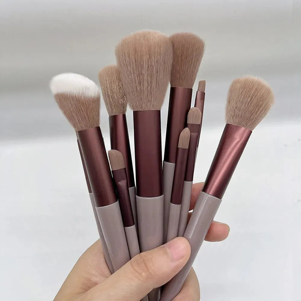 13-Piece Makeup Brush Set: Beauty Essentials with Bag